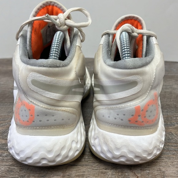 Nike KD Trey 5 VIII White Total Orange CT1425-102 Size 6Y - Picture 4 of 10